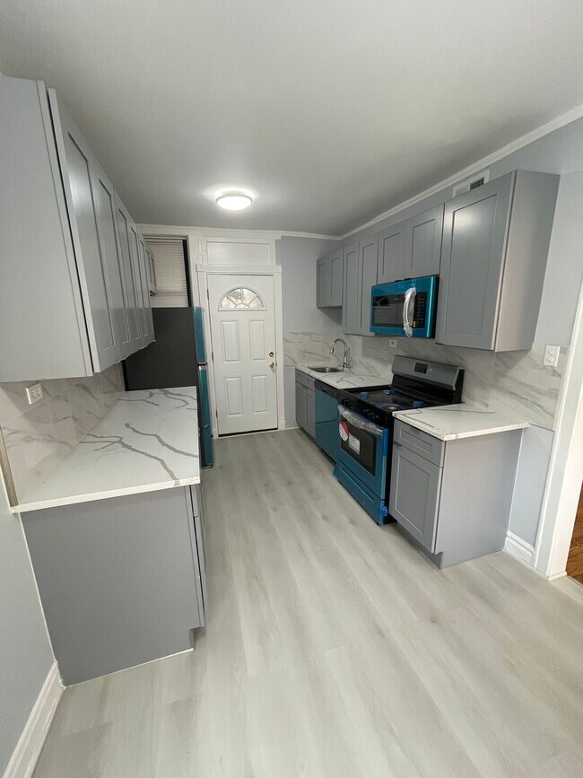 Cocina - 7327 N Honore St