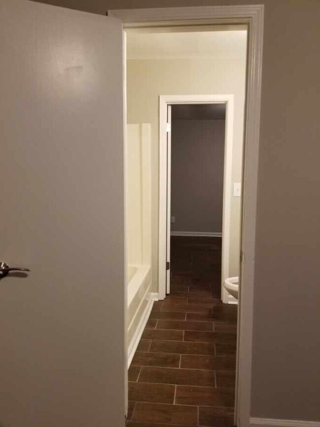 Foto del edificio - 4080 Bowers Pointe Dr SW