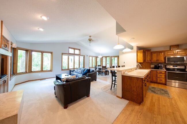 Building Photo - 3521 Widgeon Way