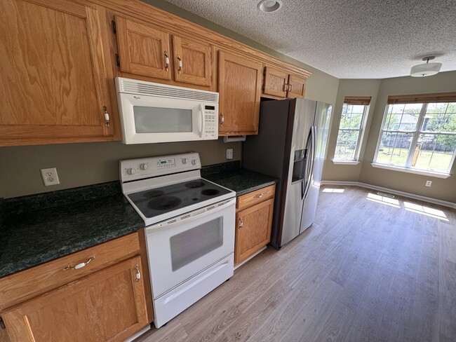 Foto del edificio - 5708 Sunburst Ct