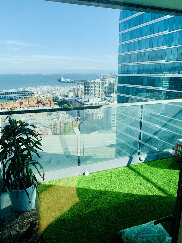 Balcony - Water view - 401 Harrison St