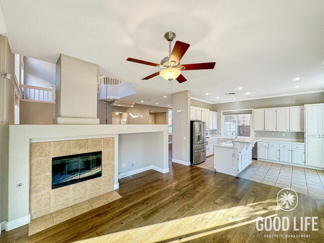 Foto del edificio - Stunning 5B/3.5BA House in Scripps Ranch!