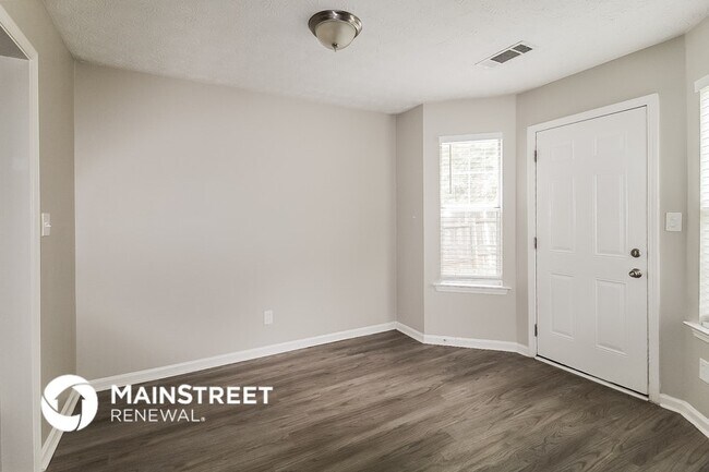 Foto del edificio - 329 Lakeshore Dr