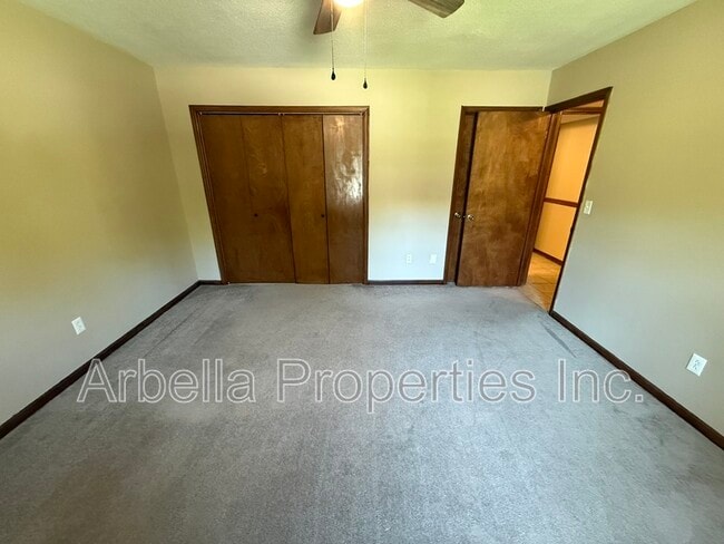 Building Photo - 1608 Herrin Dr