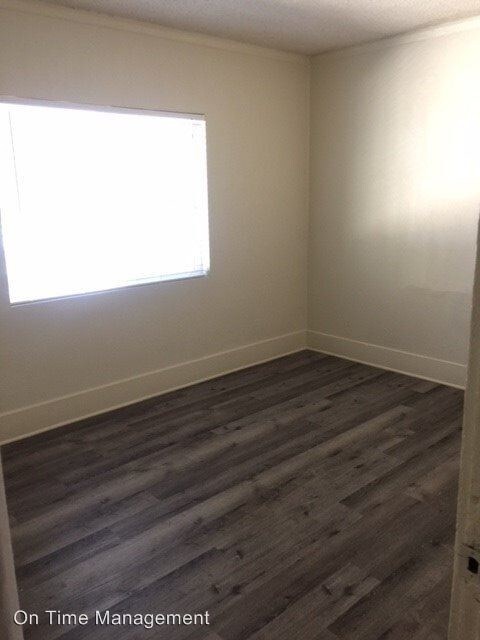 Foto del edificio - 732-738 Gaviota Ave