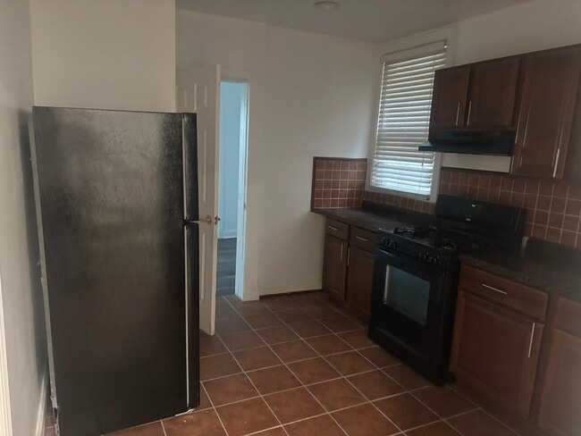 Foto del edificio - 120 Glenwood Ave