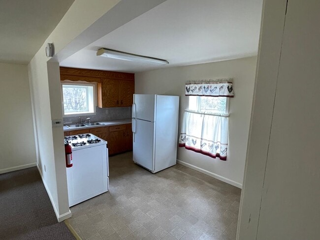 Building Photo - Upstairs 1 Bedroom, 1 Bathroom Apartment - Shippensburg, PA!