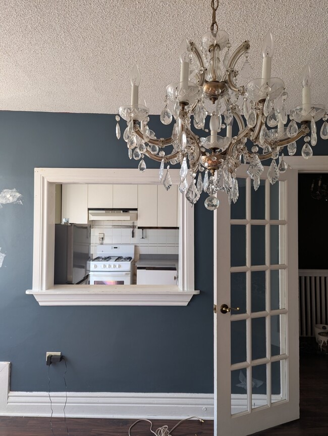 Passage entre la salle à manger et la cuisine. - 94 Aldwych Av