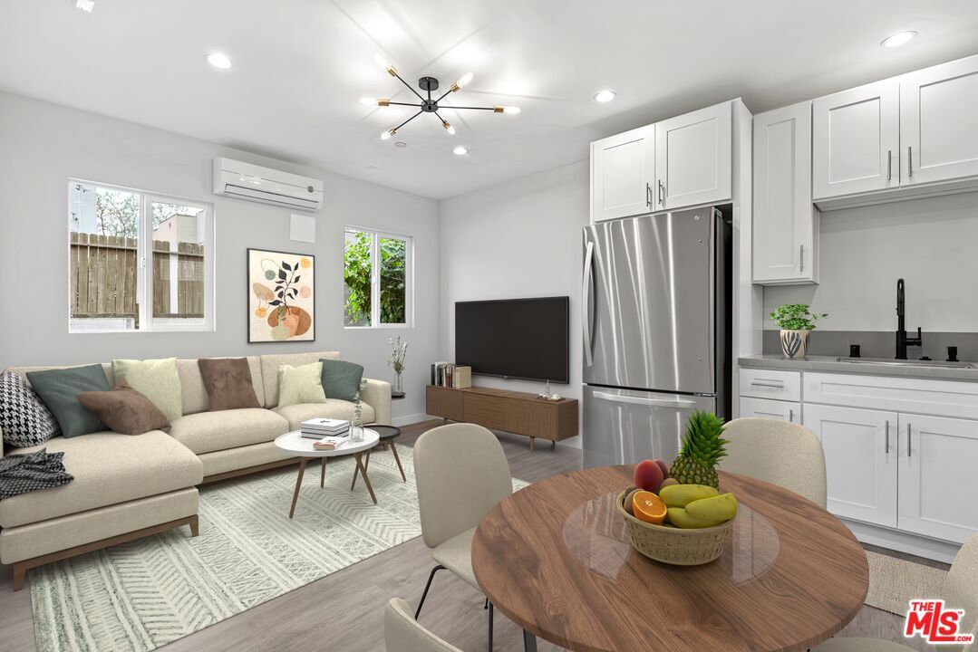 Foto principal - 1235 Stearns Dr