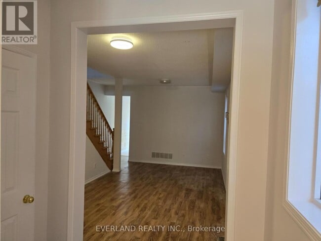 Building Photo - 212 Maple Sugar Ln