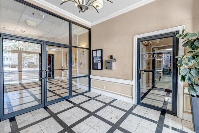 Foto del edificio - 311 W Ashley St