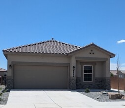 Building Photo - 748 Amatista Lp SE