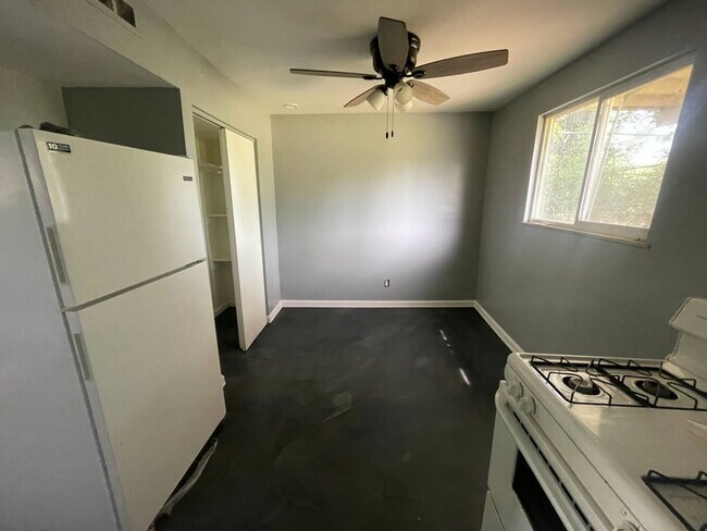 Foto del edificio - 1609 E 26th Ave