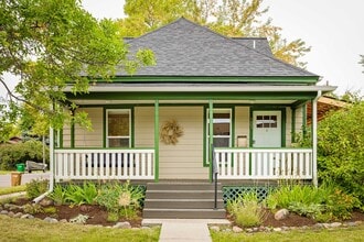 Building Photo - 301 N 3rd Ave