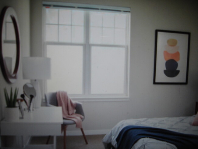 Foto del edificio - 1300 Seasons Blvd