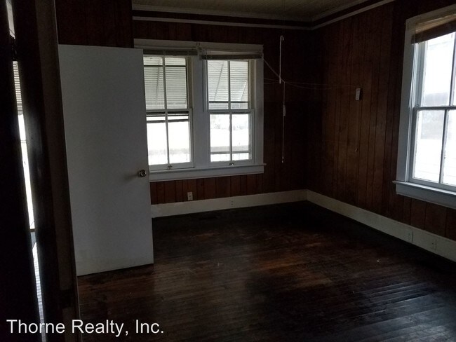 Foto del edificio - 325 Pennsylvania Ave