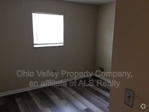 Building Photo - 3330 Breckenridge Ln