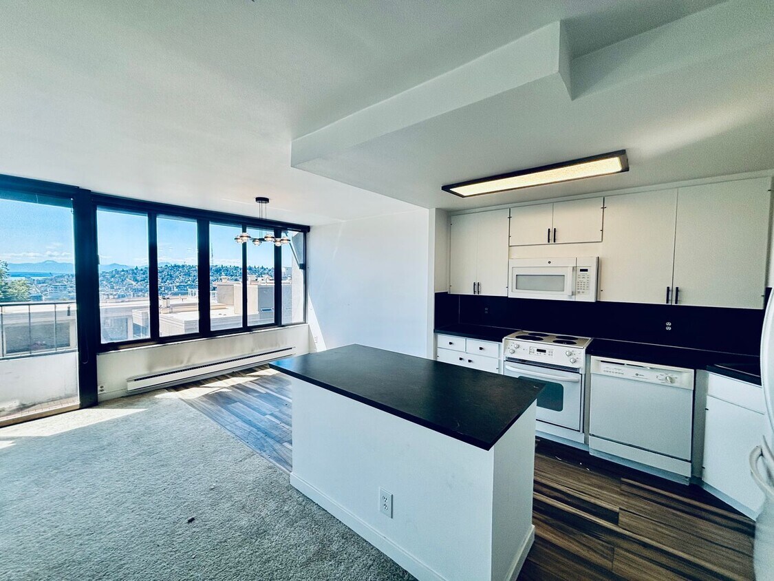 Experience Seattle Living at Its Best! Ci... - Experience Seattle Living at Its Best!  Ci...
