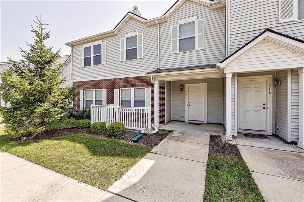 13410 White Granite Dr Unit 500, Fishers, IN 46038 Condo for Rent in