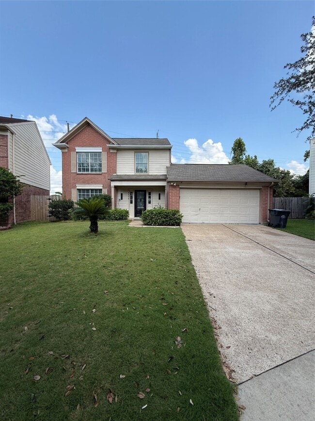 Building Photo - 2406 Lakefield Way