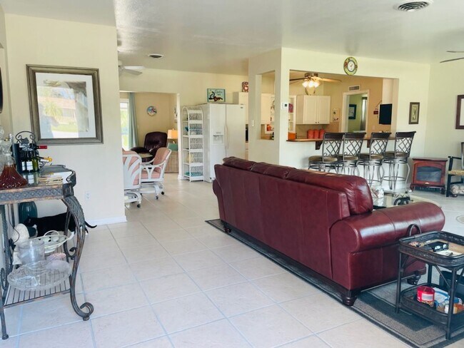 Foto del edificio - 3 br, 2 bath House - 1665 Meadow Lark Lane