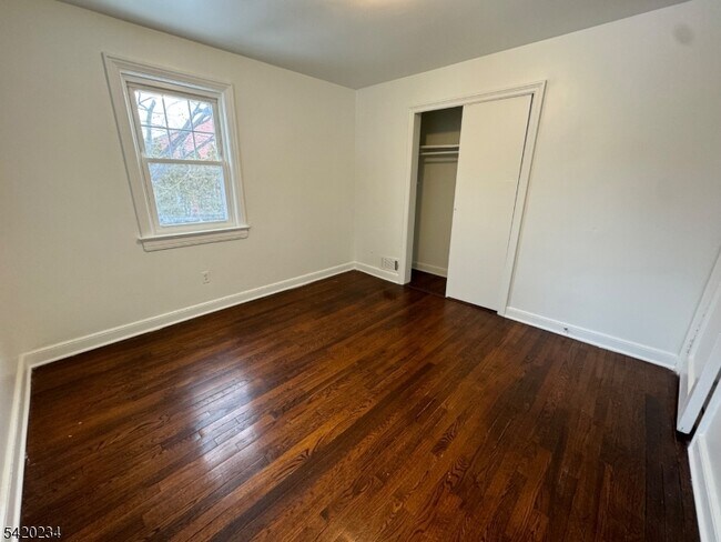 Foto del edificio - 8 Plymouth St