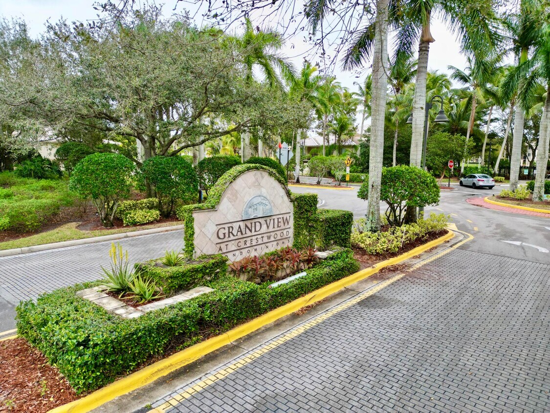 1700 Crestwood Ct S Unit 1706, Royal Palm Beach, FL 33411 Condo for