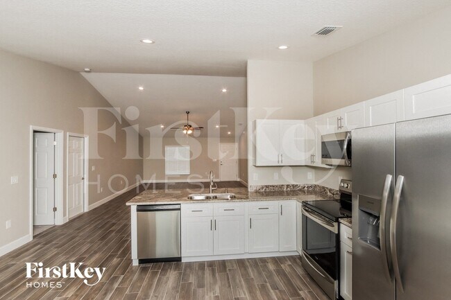 Foto del edificio - 918 Armstrong Rd SE