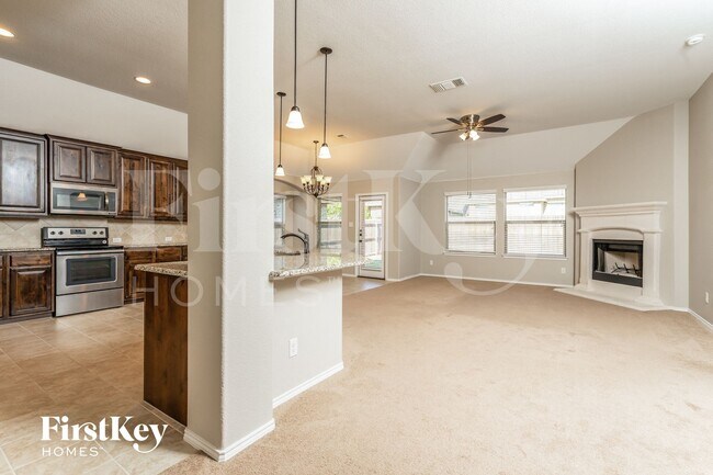 Building Photo - 222 Carson Dr