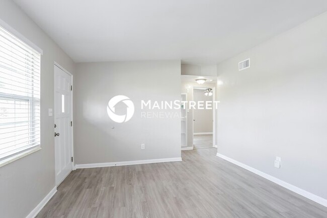 Foto del edificio - 9564 Crestview St