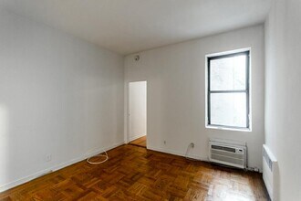 Building Photo - 219 East 76 Street