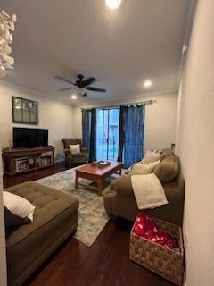 Foto del edificio - 2425 Underwood St