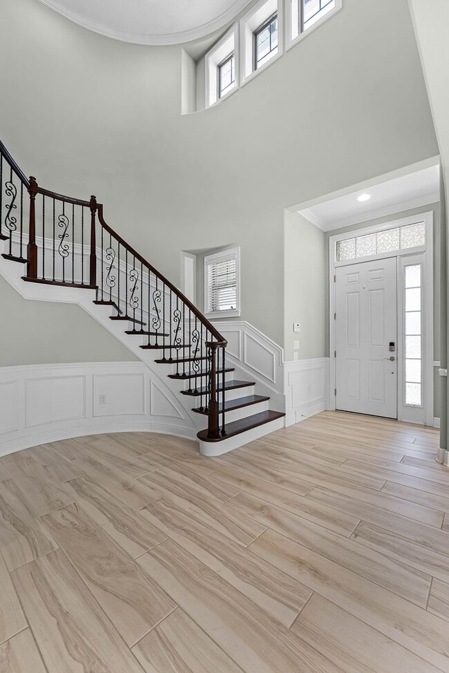 Building Photo - New Rental!