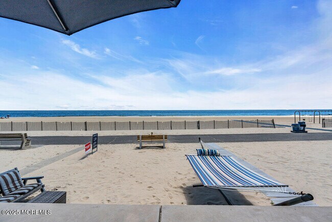 Foto del edificio - 115 Beach Front