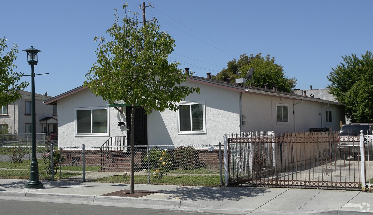 Building Photo - 1307 Filbert St