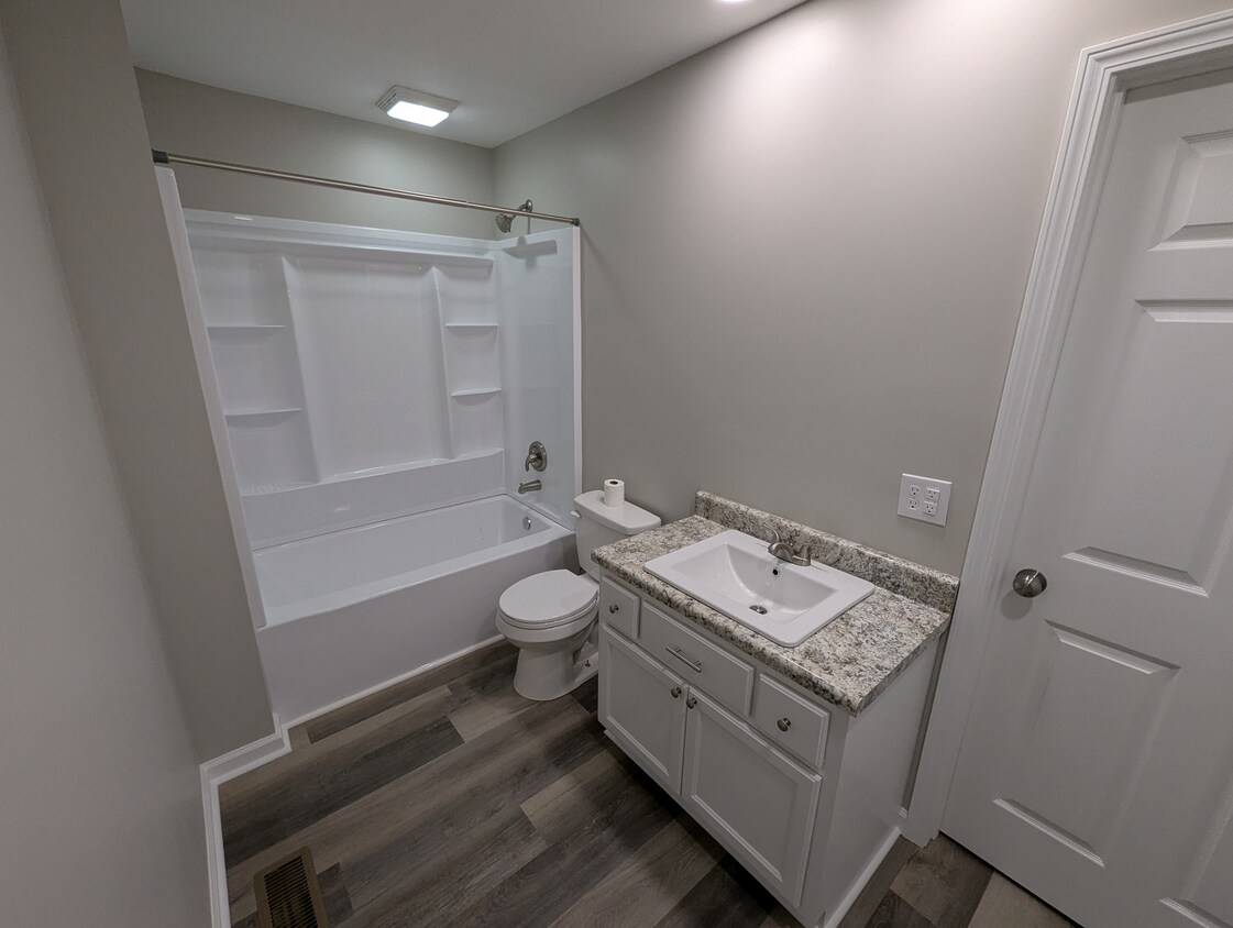 Foto principal - 310 Sunset St SW