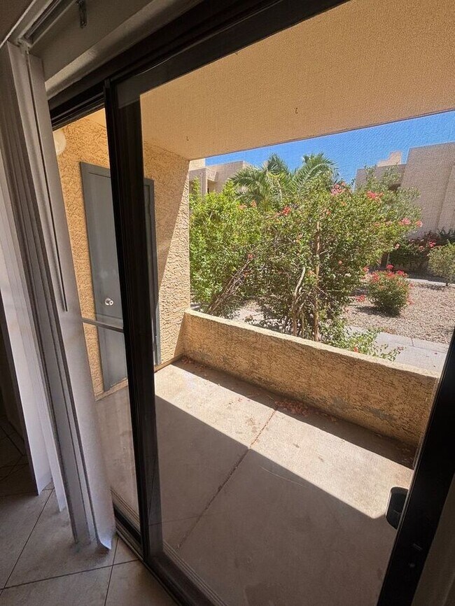 Building Photo - Welcome Home to El Diablo Apartments – 1 B...
