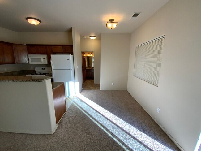 Building Photo - Beautiful Custom Home! 2 Bedrooms + Office...