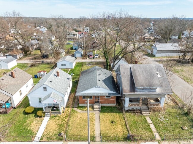 Building Photo - Adorable 2-bedroom 2-bathroom home