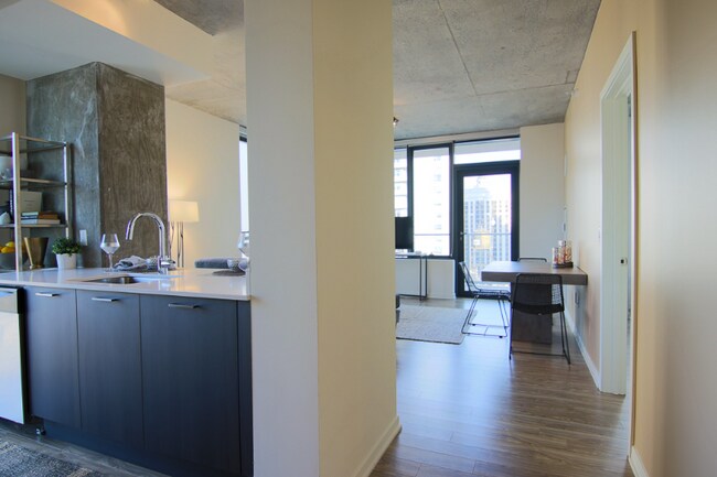 Building Photo - 1459 S Wabash Ave