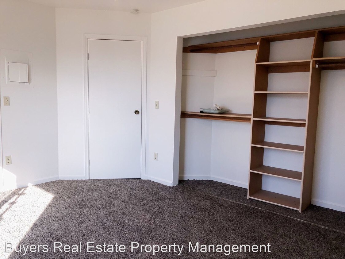 Foto principal - 1103 Broaddus St