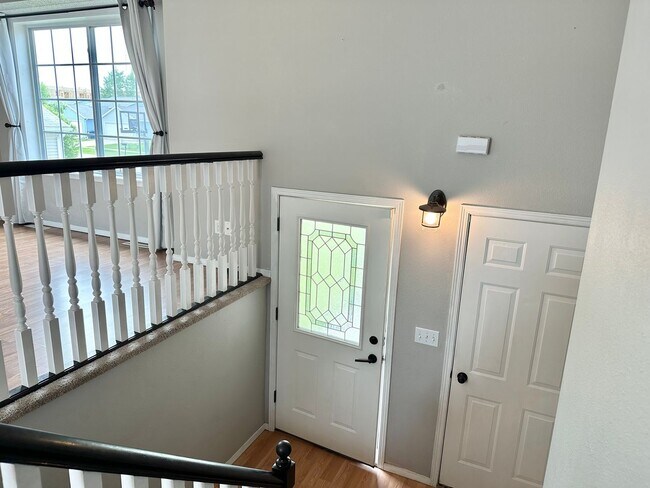 Foto del edificio - 5 Bedroom 2 Bath South Fargo