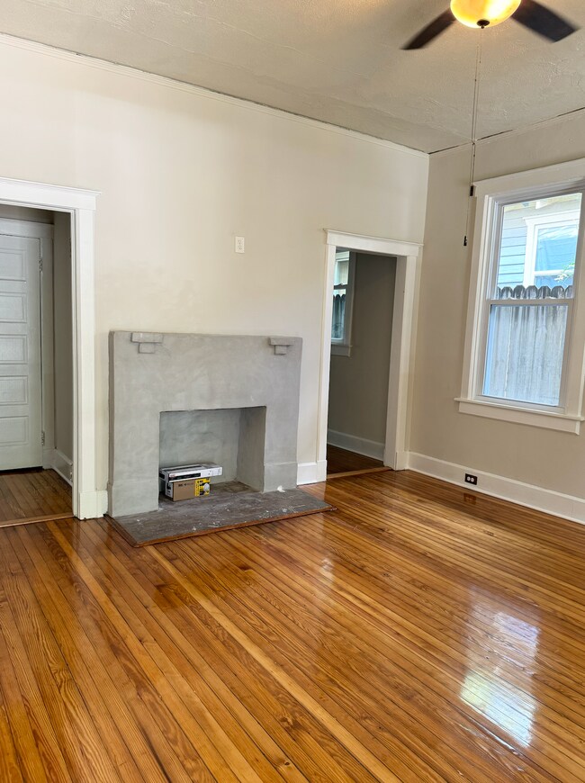 Foto del edificio - 305 Willard St