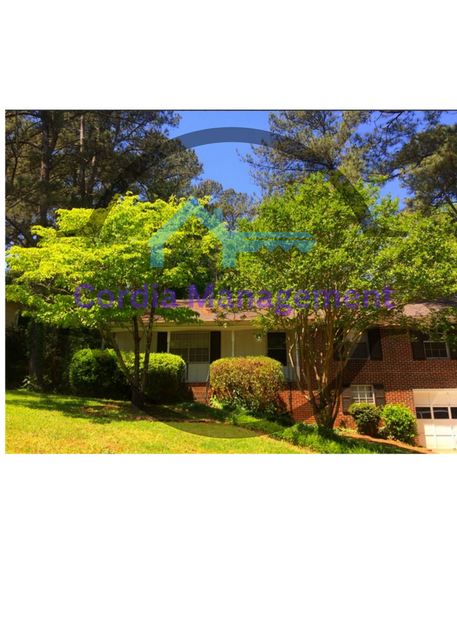 Building Photo - 1527 Mercer Way