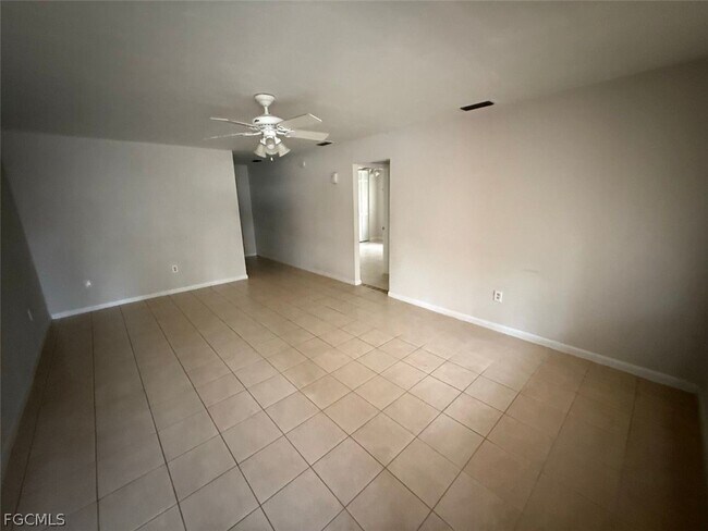 Foto del edificio - 1069 Southdale Rd