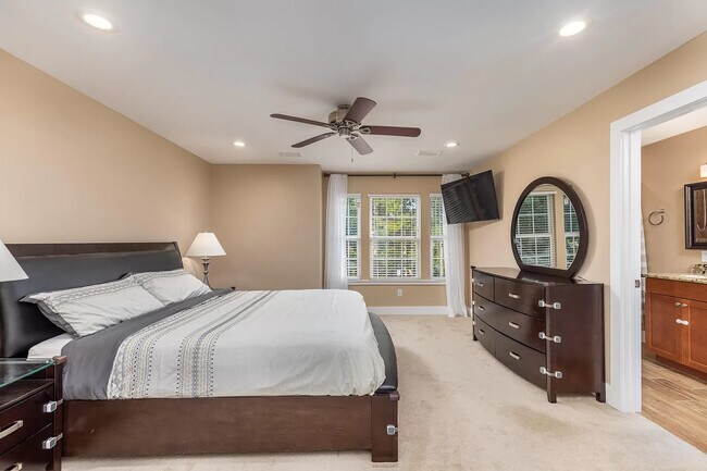 Master Bedroom - 308 Liriope Loop