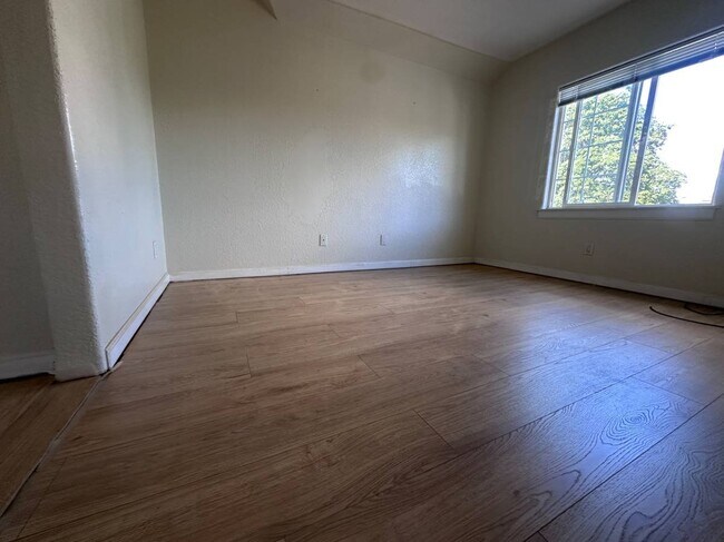 Foto del edificio - 3100 SE 122nd Ave