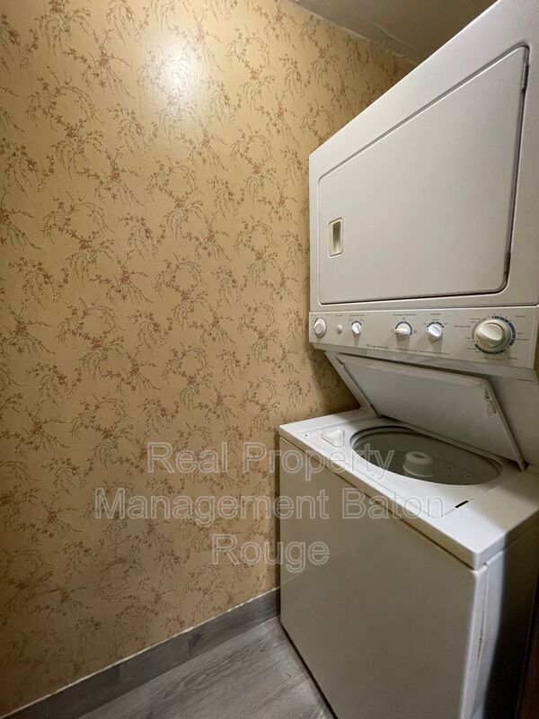 Foto del edificio - 11615 Sherwood Valley Ct