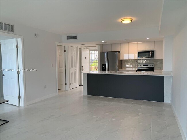 Foto del edificio - 2980 Point E Dr