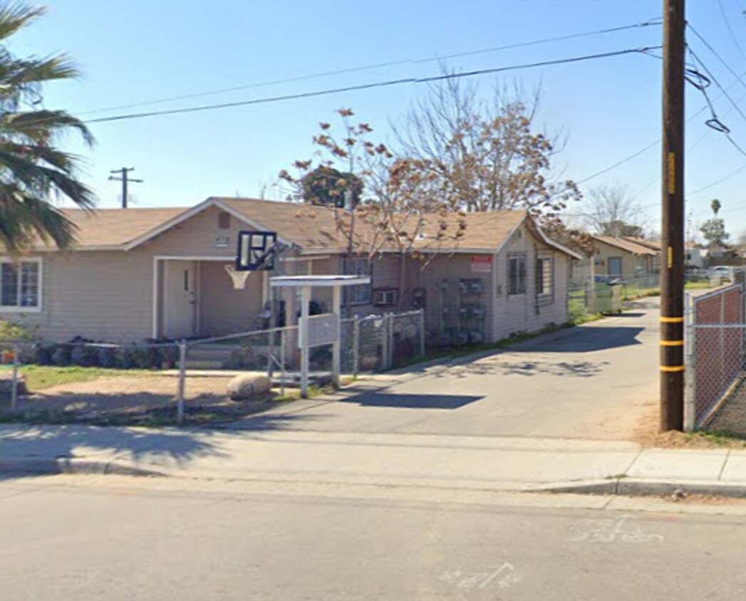 Foto del edificio - 936 Sterling Rd